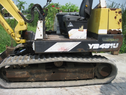 ขายด่วนรถแมคโคร YANMAR แบบ YB451-2-UZ เก่านอกไม่เคยใช้งานในไทย  เจ้าของขายเอง