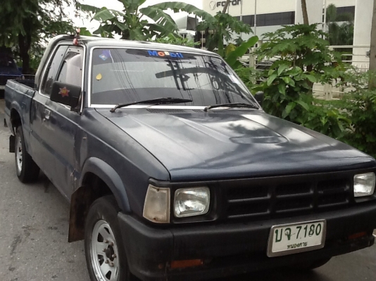 MAZDA B2500 เครื่องISUZU สภาพสวย สวย งาม งาม