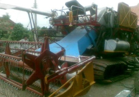 ขายด่วน รถเกี่ยวข้าวไทยเจริญ สภาพดีพร้อมใช้งาน เครื่องยนต์ HINO EH700 - 170 แรง อุ้มขวา 2.5 ตัน ปั๊มไดกิ้นเบอร์ 22 ช่วงล่างแน่น 10HT สภาพดีพร้อมใช้งาน ราคาต่อรองได้ครับ ขายด่วน รถเกี่ยวข้าวไทยเจริญ สภาพดีพร้อมใช้งาน เครื่องยนต์ HINO EH700 - 170 แรง อุ้มขวา 2.5 ตัน ปั๊มไดกิ้นเบอร์ 22 ช่วงล่างแน่น 10HT สภาพดีพร้อมใช้งาน ราคาต่อรองได้ครับ