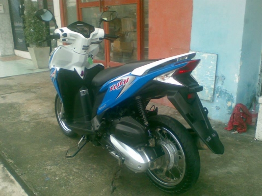 ขายถูก Click 125 i รุ่นใหม่ ปี 2555 รถสวยวิ๊งประหยัดน้ำมัน ขายถูก Click 125 i รุ่นใหม่ ปี 2555 รถสวยวิ๊งประหยัดน้ำมัน