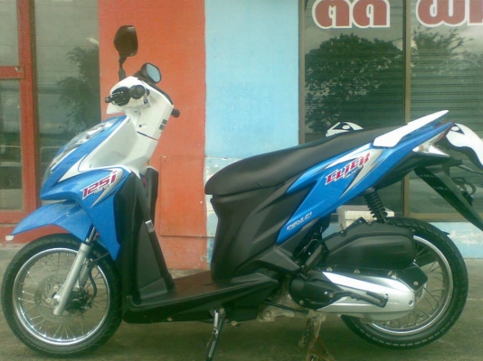 ขายถูก Click 125 i รุ่นใหม่ ปี 2555 รถสวยวิ๊งประหยัดน้ำมัน ขายถูก Click 125 i รุ่นใหม่ ปี 2555 รถสวยวิ๊งประหยัดน้ำมัน