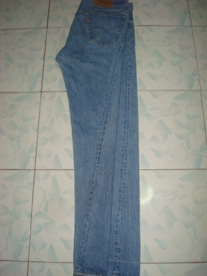 # 9093 # ยีนส์ Levi's 501 ผ้าทราย ของแท้ มือสอง เอว 36นิ้วครึ่ง ยาว 30 เนื้อทรายสวย ตะเข็บสวย made in usa # 9093 # ยีนส์ Levi's 501 ผ้าทราย ของแท้ มือสอง เอว 36นิ้วครึ่ง ยาว 30 เนื้อทรายสวย ตะเข็บสวย made in usa