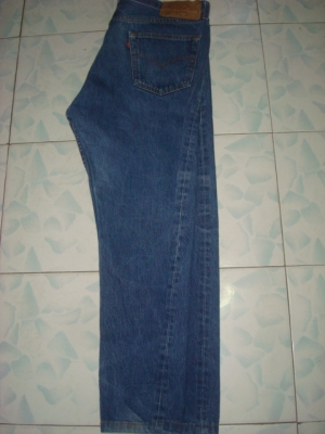 # 9026 # ยีนส์ Levi's 501 ผ้าทราย ของแท้ มือสอง เอว 38 ยาว 26 เนื้อทรายสวย ตะเข็บสวย # 9026 # ยีนส์ Levi's 501 ผ้าทราย ของแท้ มือสอง เอว 38 ยาว 26 เนื้อทรายสวย ตะเข็บสวย
