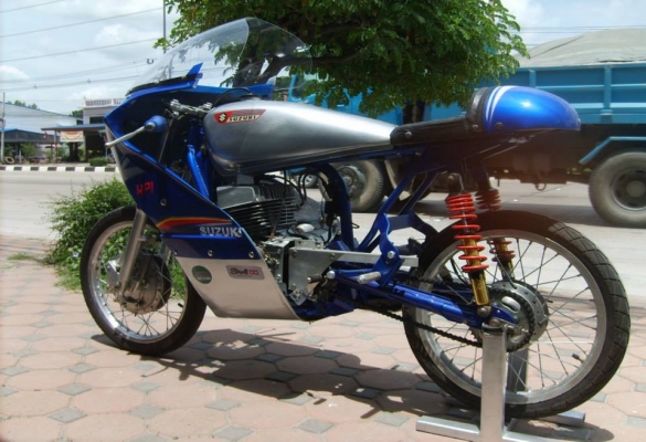 Suzuki 125 cc. Racer