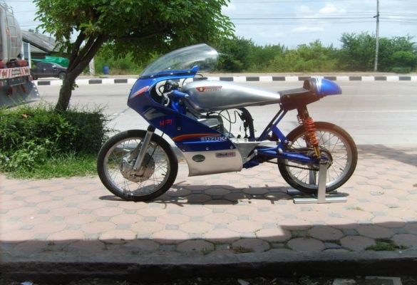 Suzuki 125 cc. Racer
