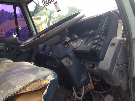 ขาย6ล้อดั๊ม ISUZU 195แรงม้า หัวฟ้าแท้ สนใจโทร0819701072