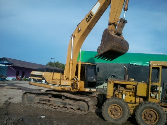 ขายแม็กโคร  CAT 325   BB เก่ายี่ปุ่นเอกสารเล่มทะเบียน