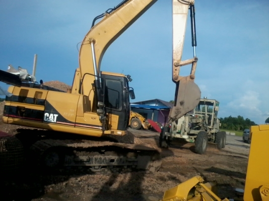 ขายแม็กโคร CAT 312  B  รถเต็มเก่ายี่ปุ่นนำเข้าปูมอามพิเศษเอกสารอินวอย