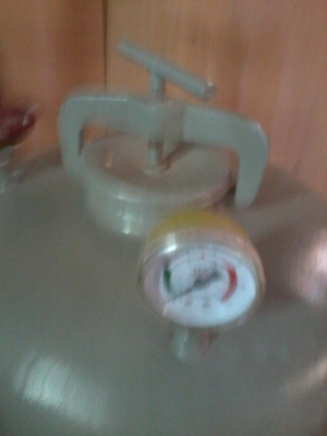 ขายเครื่องเชื่อมแก็สครับ  ลดเหลือ 6000บาท ครบทุกอย่างครับผม