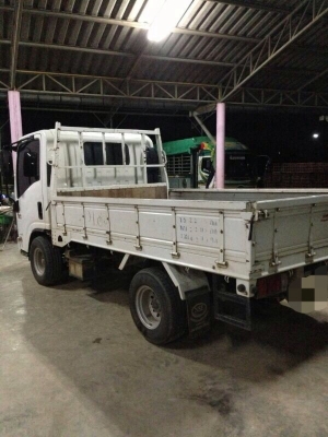 รถอีซูซุ 6 ล้อ NLR 130 แรงม้า ปี 53. ( รถวิ่ง 1xx,xxx กม. ). สนใจติดต่อ 081 - 6079515 รถอีซูซุ 6 ล้อ NLR 130 แรงม้า ปี 53. ( รถวิ่ง 1xx,xxx กม. ). สนใจติดต่อ 081 - 6079515