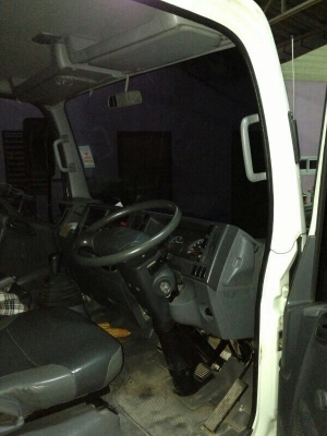 รถอีซูซุ 6 ล้อ NLR 130 แรงม้า ปี 53. ( รถวิ่ง 1xx,xxx กม. ). สนใจติดต่อ 081 - 6079515 รถอีซูซุ 6 ล้อ NLR 130 แรงม้า ปี 53. ( รถวิ่ง 1xx,xxx กม. ). สนใจติดต่อ 081 - 6079515