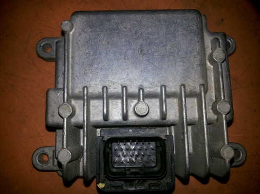 ขายกล่องไฟข้างเครืองดีแม็กตัวเก่าเครือง30