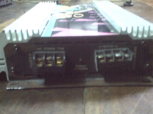 ขายแอมป์ติดรถยนต์2แชลแนลของusa