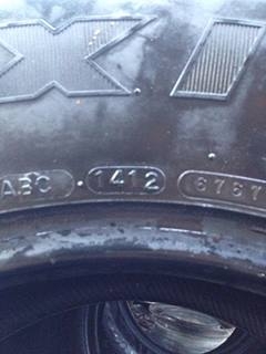 ขายยาง MAXXIS MUD 35*12.5*16  ปี12 1ชุด ครับ