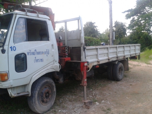 หกล้อ IHNO 117แรง KM779 ยาว5.5เมตร ติดเครน 2.9ตัน(เครนใหม่จากjapan) สภาพเครืองดีไม่มีอาย คัสซีสวยมากๆไม่มีสหนีมหรือผุสวยทั้งเส้น กะบะเหล็กไม่ผุ หัวเก๋งต้องเก็บสีหัวเก๋งใหม่สวยเลยครับ