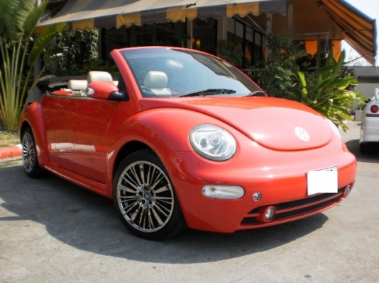 ปี 2004 VOLKSWAKEN BEETLE 2.0 A/T Cabriolet ปี 2004 VOLKSWAKEN BEETLE 2.0 A/T Cabriolet