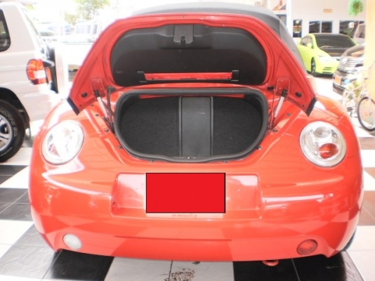 ปี 2004 VOLKSWAKEN BEETLE 2.0 A/T Cabriolet ปี 2004 VOLKSWAKEN BEETLE 2.0 A/T Cabriolet