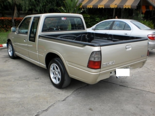 ปี 2002 ISUZU SPACECAB 3.0 SLX DRAGON EYE M/T ปี 2002 ISUZU SPACECAB 3.0 SLX DRAGON EYE M/T