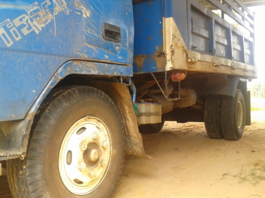 หกล้อดั้มมิตซู115แรงรถห้างแท้ ปี39สภาพเดิมๆมีแอร์ เพาเวอร์ ยางเต็ม6เส้น พายในสวยอุปกรณ์ครบ ทะเบียนพร้อมโอน