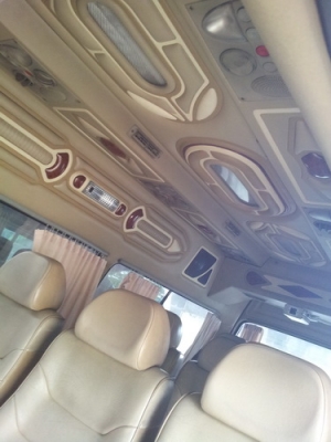 รถตู้หลังคาสูง 2เจLPG VIP เต็มระบบ