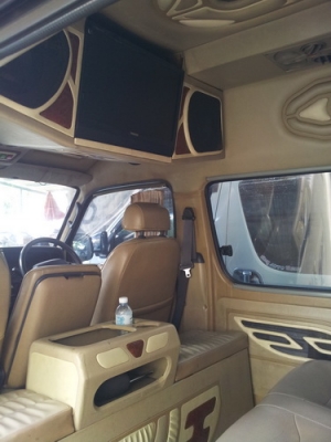 รถตู้หลังคาสูง 2เจLPG VIP เต็มระบบ รถตู้หลังคาสูง 2เจLPG VIP เต็มระบบ