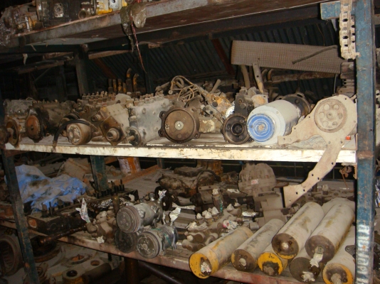 อะไหล่เครื่องจักรกลหนัก เรามีให้คุณ อะไหล่เครื่องจักรกลหนัก เรามีให้คุณ