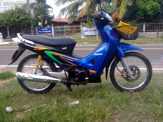 <<ส่งไป กทม แล้วครับวันนี้ >>ขาย เวฟ 125 ไมดิจิตอล ปี 47   13500 บาท