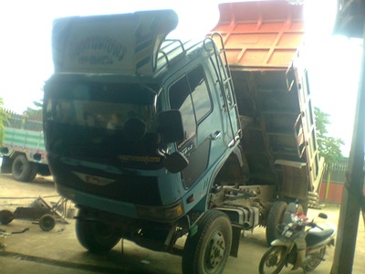 ขายรถบรรทุกหกล้อดั้มฮีโน่หังสิงห์ไฮเทคเครื่อง HO7C เทอร์โบ -220 แรงม้าแน่น มากๆๆยาง 9.00 ขอบ 20 นิ้ว ขายรถบรรทุกหกล้อดั้มฮีโน่หังสิงห์ไฮเทคเครื่อง HO7C เทอร์โบ -220 แรงม้าแน่น มากๆๆยาง 9.00 ขอบ 20 นิ้ว