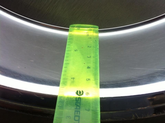 ขายฝาครอบล้อรถโบราณหลายรายการ