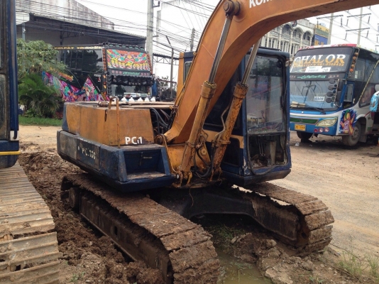 ขายรถ KOMATSU PC100