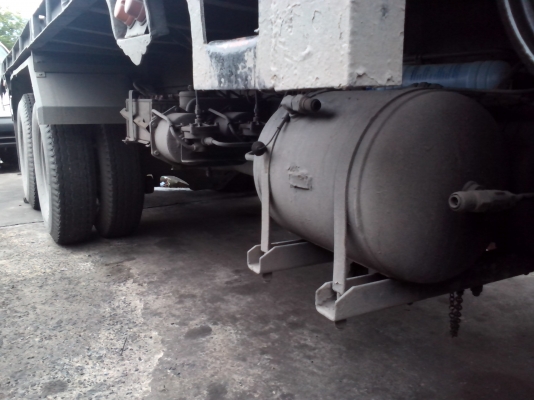 ขายรถ10ล้อพื้นเรียบเครื่อง195แรงพร้อมใช้งาน