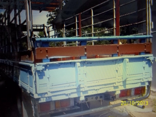 ขาย6ล้อกลาง  110 แรง  4BD1  ฝาขาวพร้อมใช้