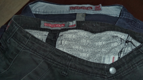 กางเกงขาสั้น Quicksilver Size 32 กางเกงขาสั้น Quicksilver Size 32