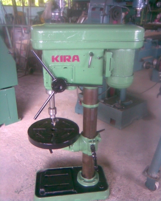 แท่นส่วานkira