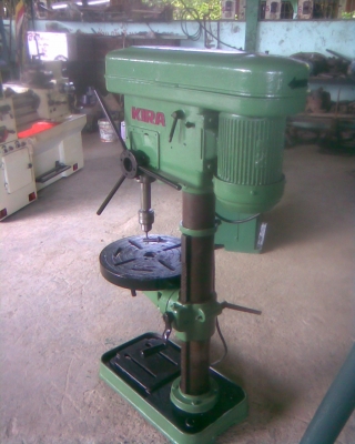 แท่นส่วานkira