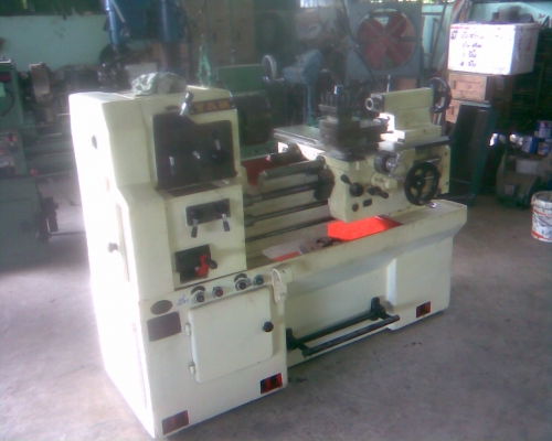 เครื่องกลึง 5  ฟุต yam