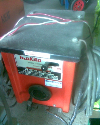 ตู้เชื่อมมากีตา 250 แอมพร้อมสาย