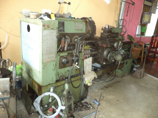 เครื่องกลึง