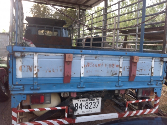 ขายหกล้ออีชุสุNPR120Hpปี40ยาว5เมตร