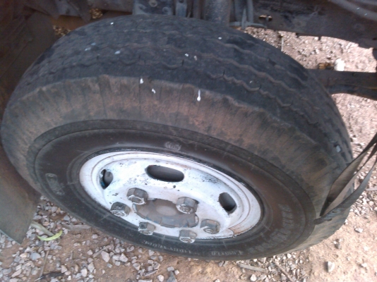 ขายหกล้ออีชุสุNPR120Hpปี40ยาว5เมตร