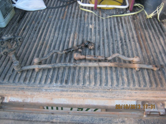 ขายคันชักหน้าทั้งเส้น มิตซู 2.8 ทั้งเส้น 900บาท