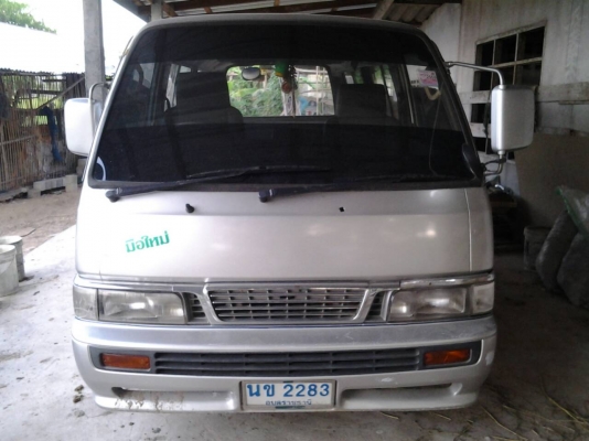 ขายรถตู้ รับส่งนักเรียน