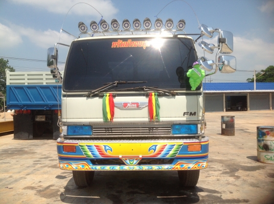 ขายด่วนสิบล้อดั้มสามมิตรเดิมบาง