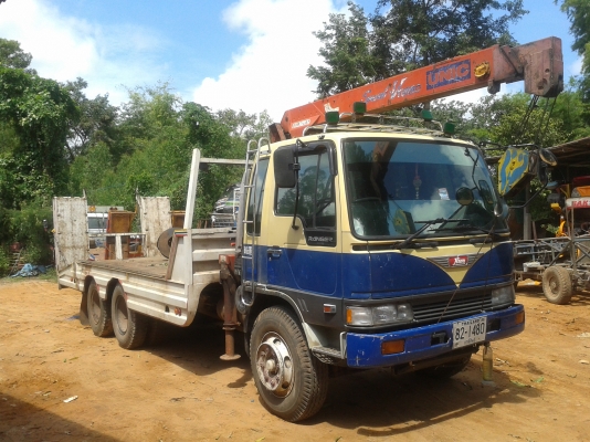 ขายรถเทรลเลอร์ติดเครน ขนรถเกี่ยวข้าว