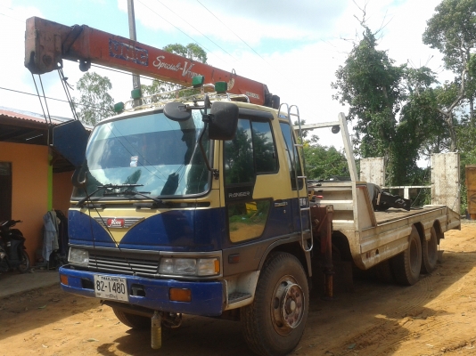 ขายรถเทรลเลอร์ติดเครน ขนรถเกี่ยวข้าว