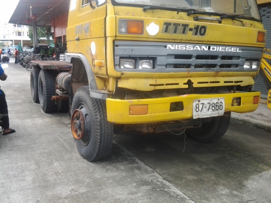 สิบล้อ หัวลาก NISSAN ไม่มีเล่ม ราคาถูก