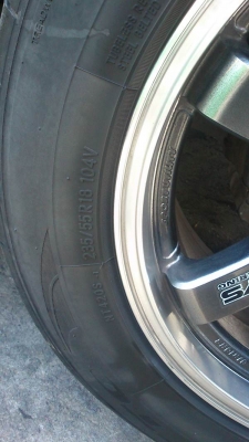 ขายยาง NITTO ขอบ 18 #235 / 55 พร้อมใช้งาน