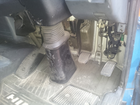 แสงฟ้าเต้นรถ///จำหน่ายหัวเก๋งเก่าญี่ปุ่น ฮีโน่-MEGA ไม่มีแค็ป อุปกรณ์ครบ แสงฟ้าเต้นรถ///จำหน่ายหัวเก๋งเก่าญี่ปุ่น ฮีโน่-MEGA ไม่มีแค็ป อุปกรณ์ครบ