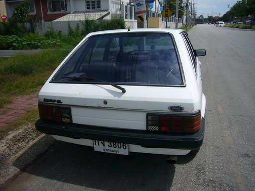 ขายรถ Ford Lacer 5ประตู ปี83  วิ่งไกลได้สบาย