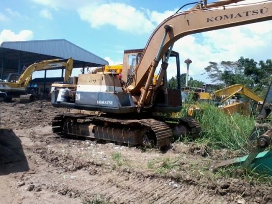 ขายแม็คโครKOMATSU  PC  100-3 ราคาถูกมาอีกแล้วครับท้าน